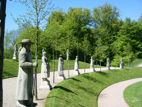 Sandstensfigurer af norske folketyper